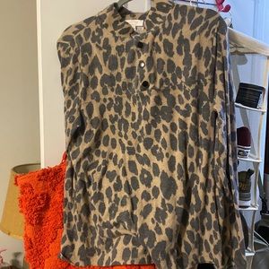 Leopard pullover